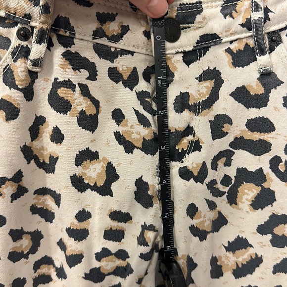 Sass and Bide “Future Of Now” Animal print jeans size 26 - Picture 5 of 16